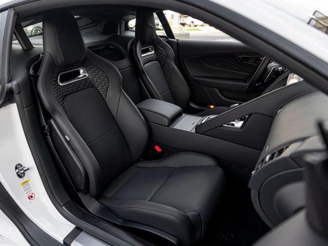 Photo of 2024 Fuji White Jaguar F-TYPE