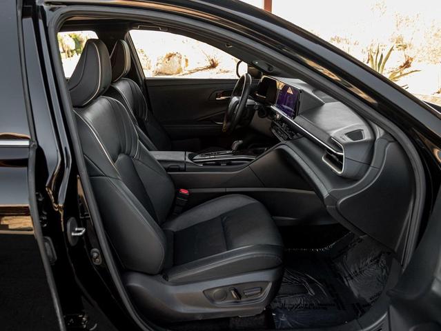 Photo of 2023 Black Toyota Crown