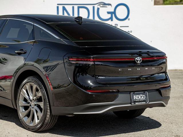 Photo of 2023 Black Toyota Crown