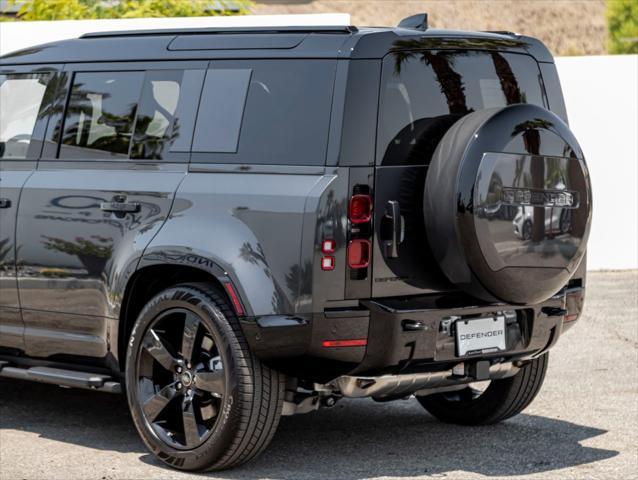 Photo of 2025 Carpathian Grey Land Rover Defender