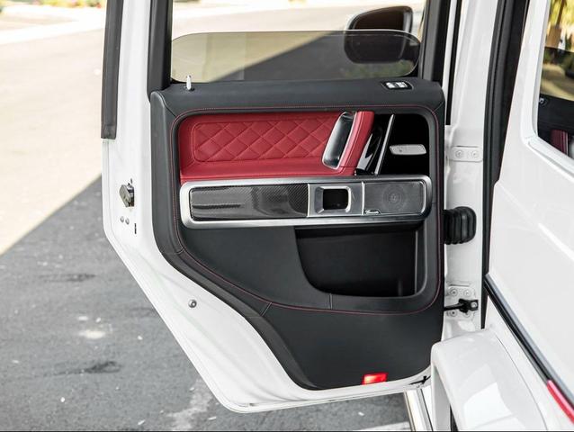 Photo of 2023 Polar White Mercedes-Benz AMG G 63