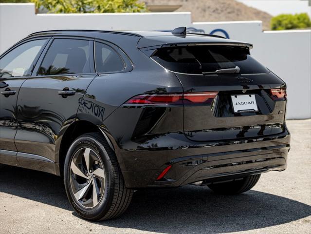 Photo of 2026 Santorini Black Jaguar F-PACE