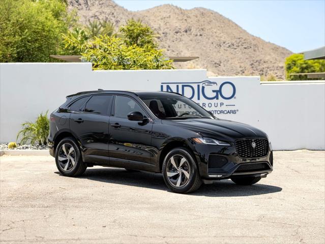 Photo of 2026 Santorini Black Jaguar F-PACE
