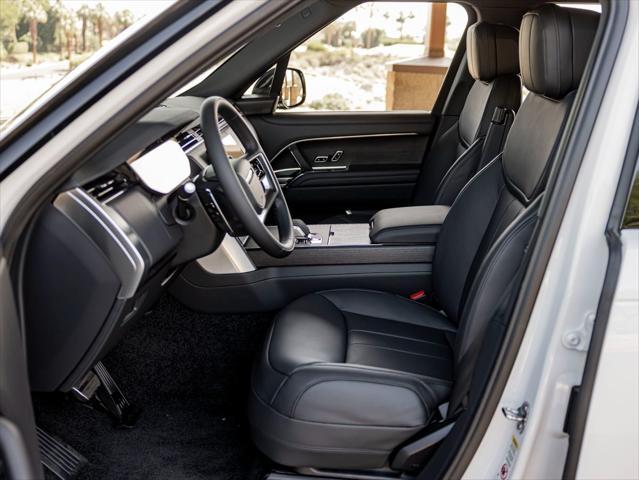 Photo of 2025 Fuji White Land Rover Range Rover