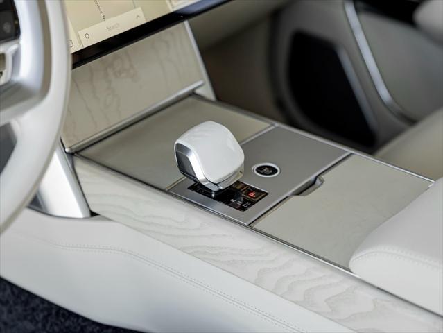 Photo of 2025 Carpathian Gray Land Rover Range Rover