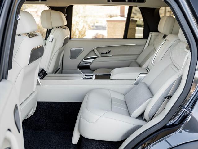 Photo of 2025 Carpathian Gray Land Rover Range Rover