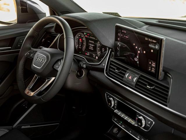 Photo of 2025 Daytona Gray Audi Q5