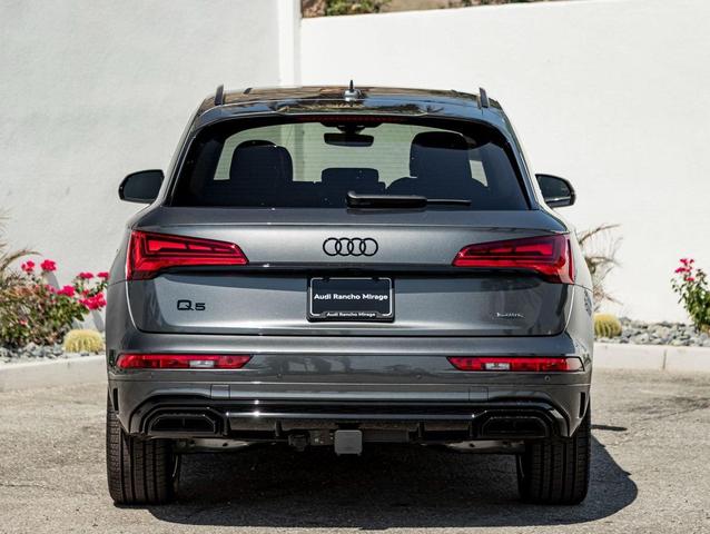 Photo of 2025 Daytona Gray Audi Q5