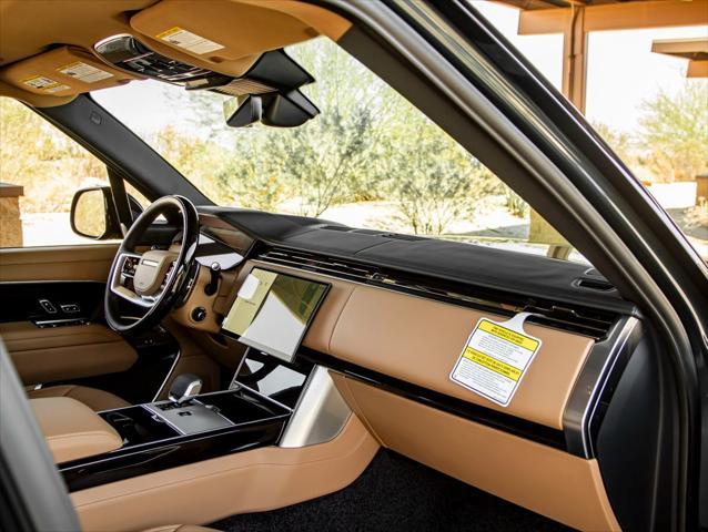 Photo of 2025 Green Land Rover Range Rover