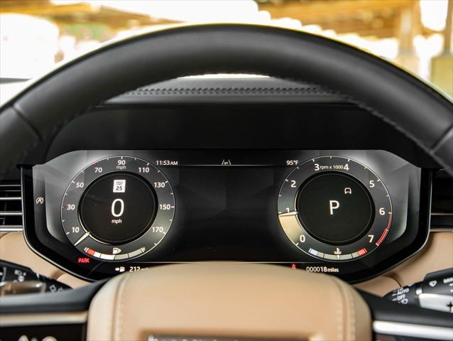 Photo of 2025 Green Land Rover Range Rover