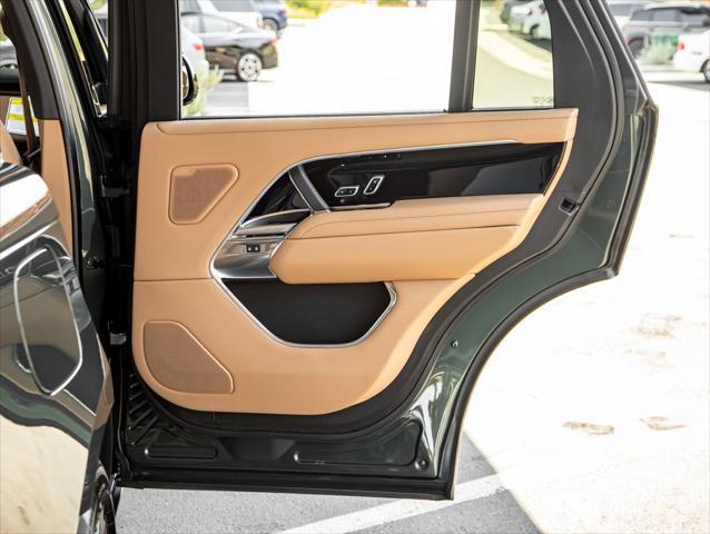 Photo of 2025 Green Land Rover Range Rover
