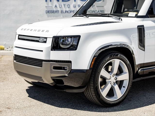 Photo of 2025 Fuji White Land Rover Defender
