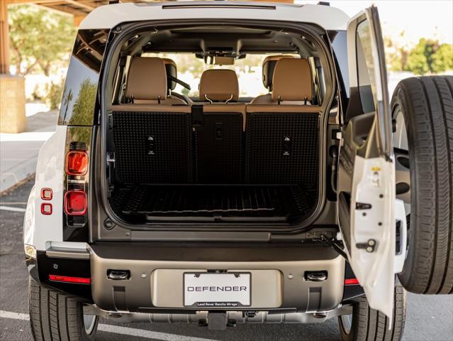 Photo of 2025 Fuji White Land Rover Defender