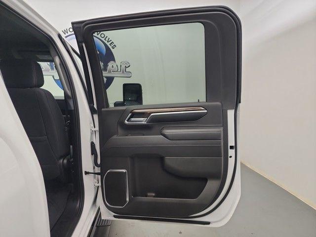 Photo of 2024 Summit White Chevrolet Silverado 2500