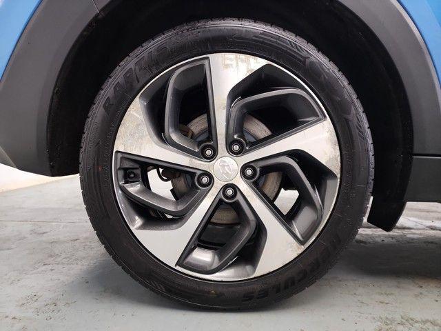 Photo of 2017 Caribbean Blue Hyundai TUCSON
