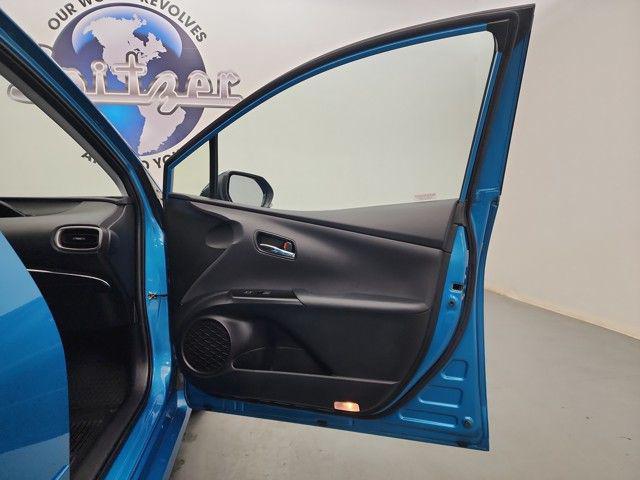 Photo of 2022 Blue Magnetism Toyota Prius Prime