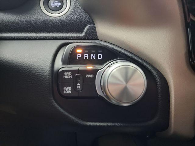 Photo of 2022 Diamond Black Crystal Pearlcoat RAM 2500