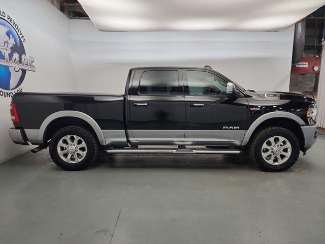Photo of 2022 Diamond Black Crystal Pearlcoat RAM 2500