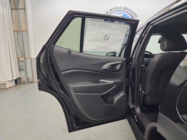 Photo of 2025 Mosaic Black Metallic Chevrolet Trax