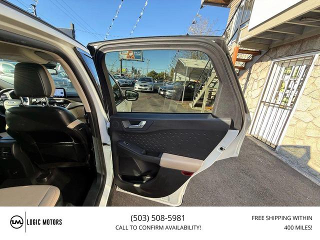 Photo of 2020 Star White Metallic Tri-Coat Ford Escape
