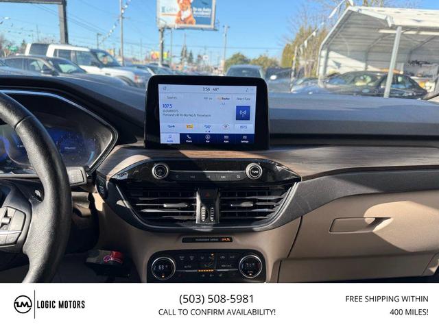 Photo of 2020 Star White Metallic Tri-Coat Ford Escape