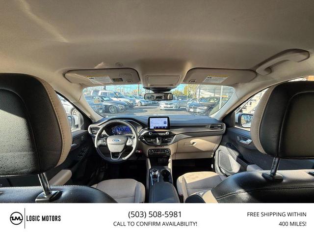 Photo of 2020 Star White Metallic Tri-Coat Ford Escape