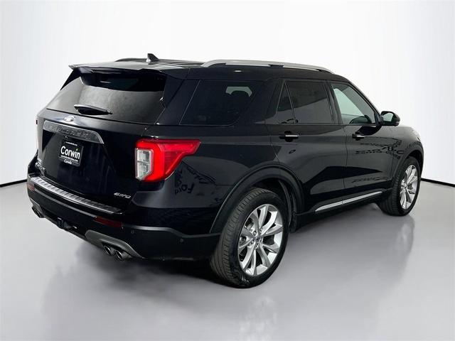 Photo of 2022 Agate Black Metallic Ford Explorer