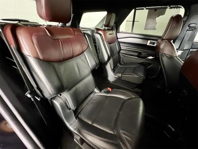 Photo of 2022 Agate Black Metallic Ford Explorer
