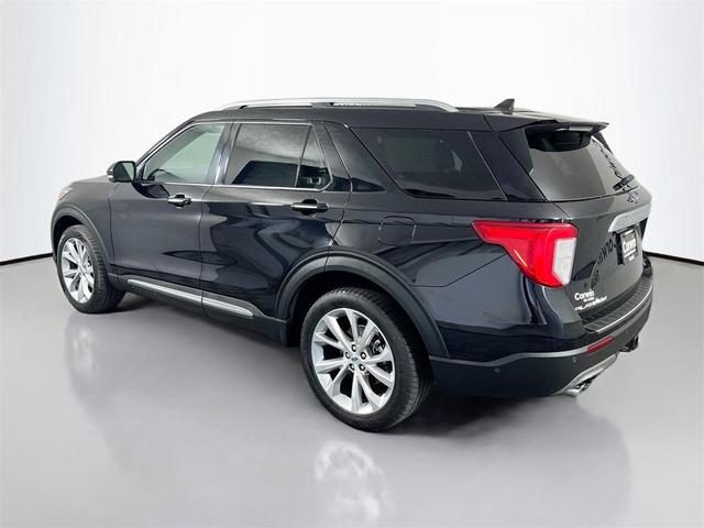 Photo of 2022 Agate Black Metallic Ford Explorer