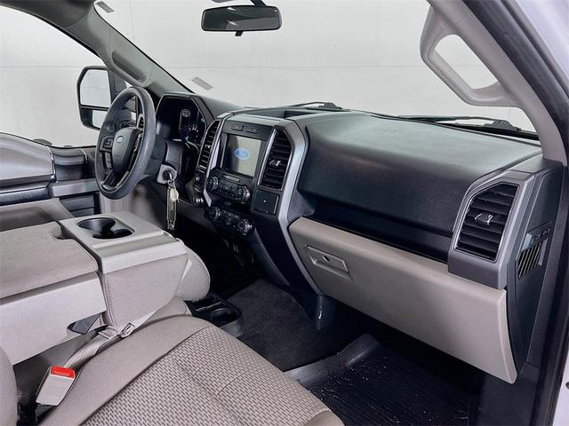 Photo of 2019 Oxford White Ford F-150