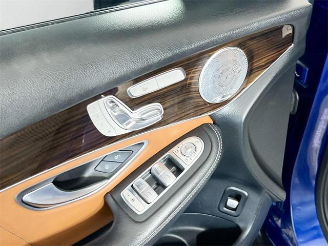 Photo of 2021 Brilliant Blue Metallic Mercedes-Benz GLC 300