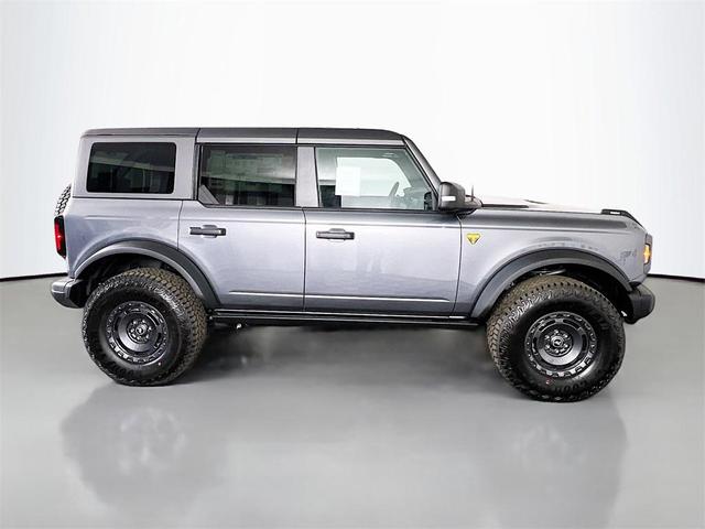 Photo of 2025 Carbonized Gray Metallic Ford Bronco