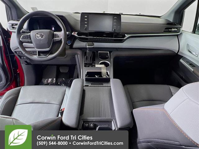 Photo of 2024 Ruby Flare Pearl Toyota Sienna