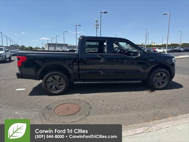 Photo of 2024 Agate Black Metallic Ford F-150 Lightning