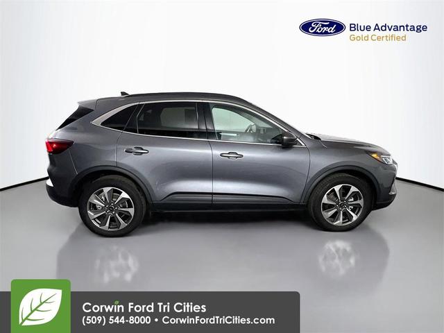 Photo of 2024 Agate Black Metallic Ford Escape