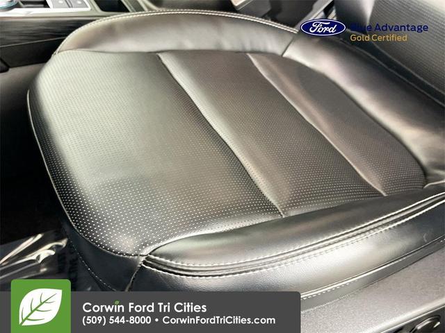 Photo of 2024 Agate Black Metallic Ford Escape