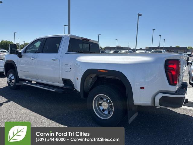 Photo of 2024 White Frost Tricoat GMC Sierra 3500