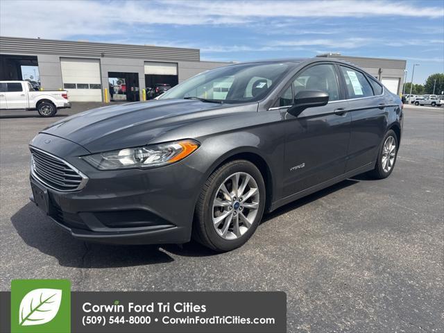 Photo of 2017 Magnetic Ford Fusion Hybrid