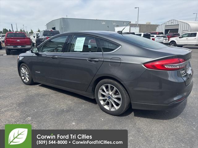 Photo of 2017 Magnetic Ford Fusion Hybrid