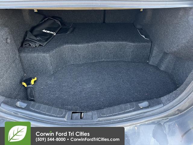 Photo of 2017 Magnetic Ford Fusion Hybrid