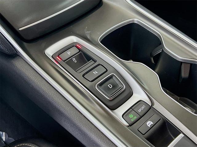 Photo of 2022 Lunar Silver Metallic Honda Accord Hybrid
