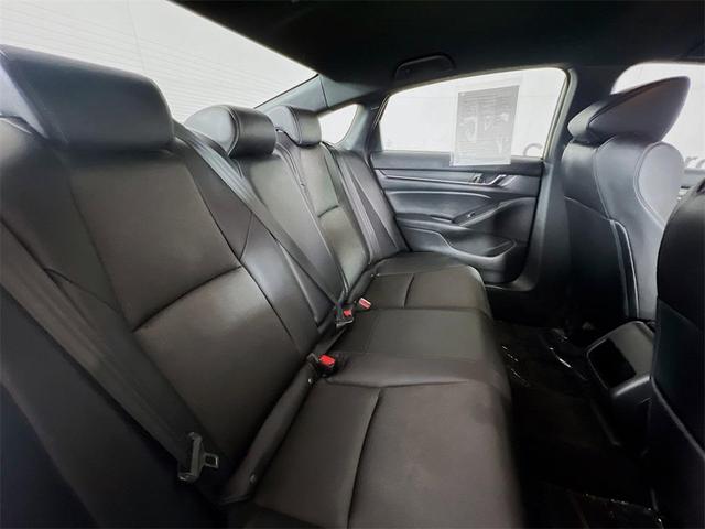 Photo of 2022 Lunar Silver Metallic Honda Accord Hybrid