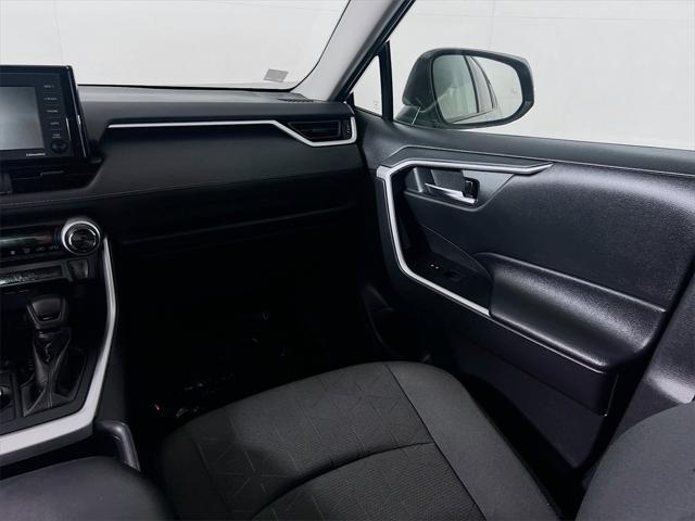 Photo of 2021 Midnight Black Metallic Toyota RAV4 Hybrid
