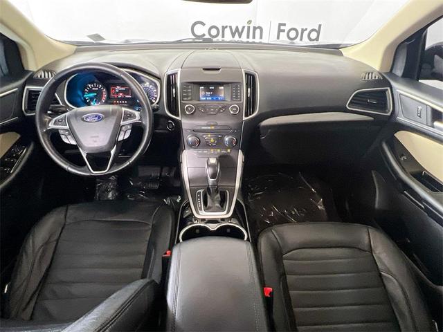 Photo of 2018 Magnetic Metallic Ford Edge