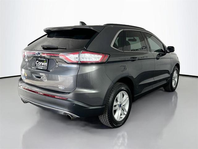 Photo of 2018 Magnetic Metallic Ford Edge