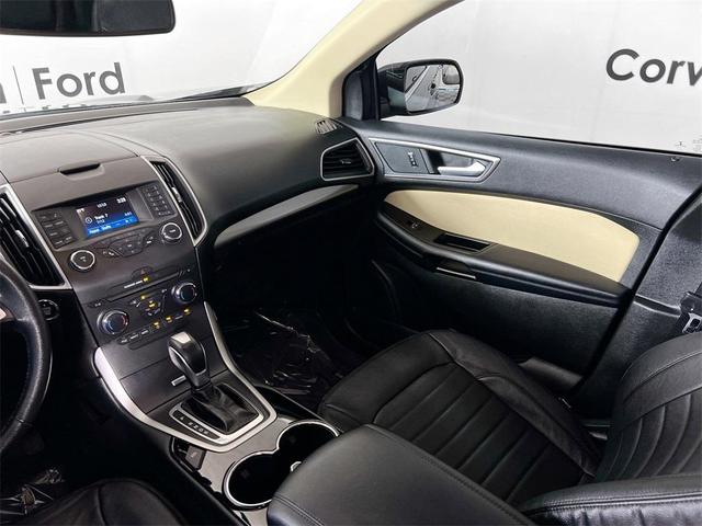 Photo of 2018 Magnetic Metallic Ford Edge