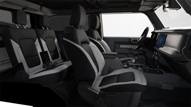 Photo of 2025 Oxford White Ford Bronco