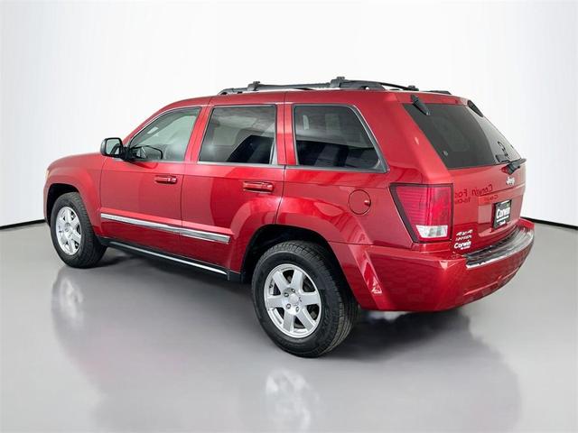 Photo of 2010 Inferno Red Crystal Pearlcoat Jeep Grand Cherokee