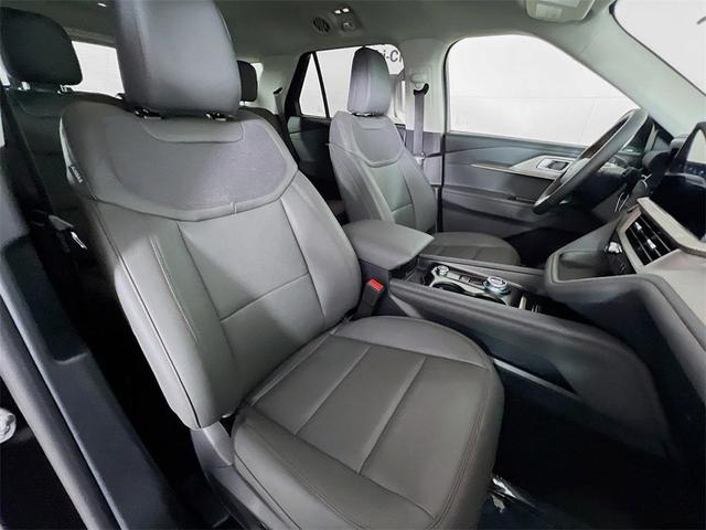 Photo of 2025 Agate Black Metallic Ford Explorer
