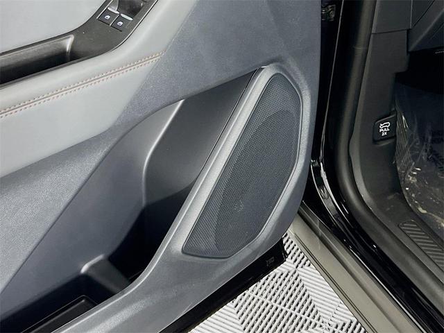Photo of 2025 Agate Black Metallic Ford Explorer